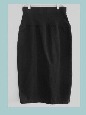 Long black knit pencil skirt M Cotton blend Back slit Straight Stretchy Midi USA